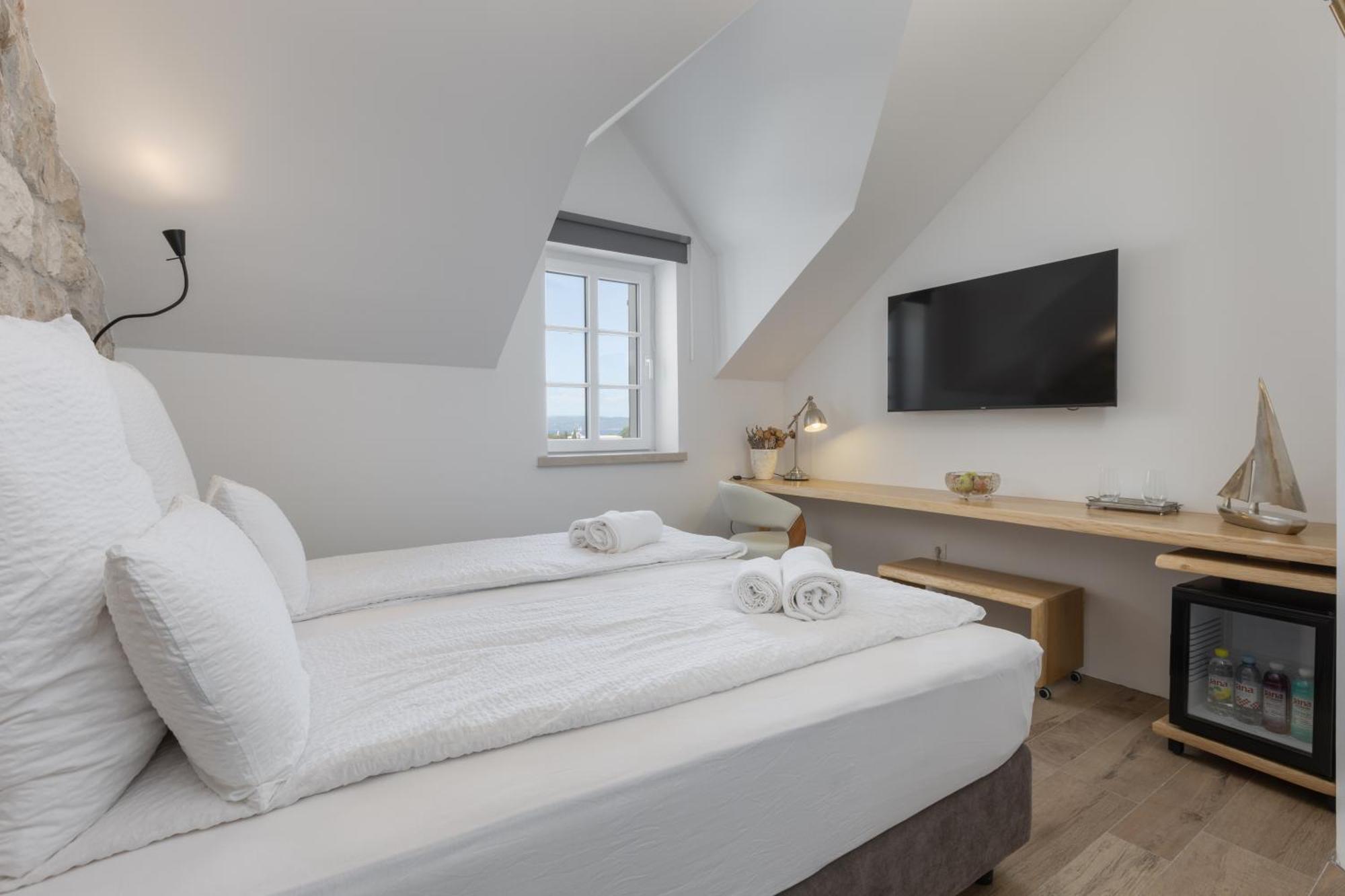 New - Casa Columba - 4 Star Design Boutique Hotel With Outdoor Pool & Private Garden (Adults Only) マカルスカ エクステリア 写真