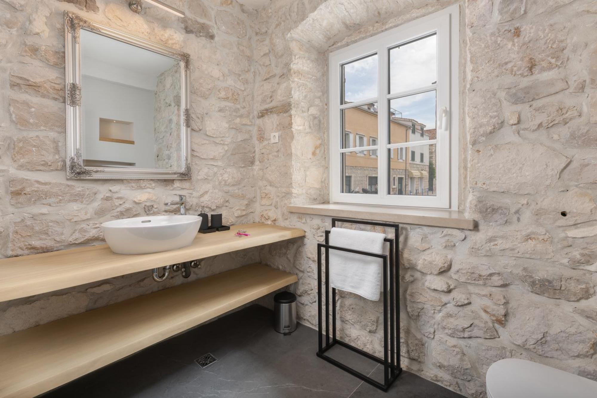 New - Casa Columba - 4 Star Design Boutique Hotel With Outdoor Pool & Private Garden (Adults Only) マカルスカ エクステリア 写真